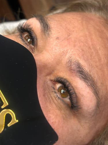 Customer photo review of Mixed W Lashes (36 rows)