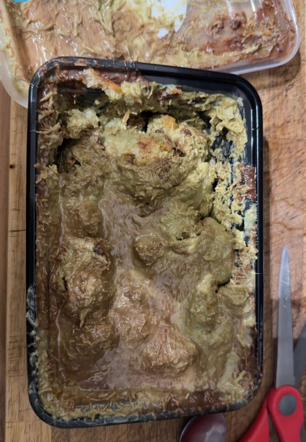 Customer photo review of Dubai Chocolate Caramel Cake Kunafa Tub