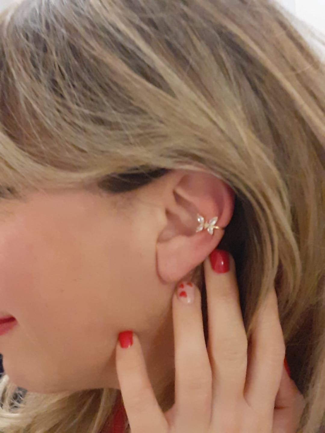 Customer photo review of Orecchino Ear Cuff Farfallina