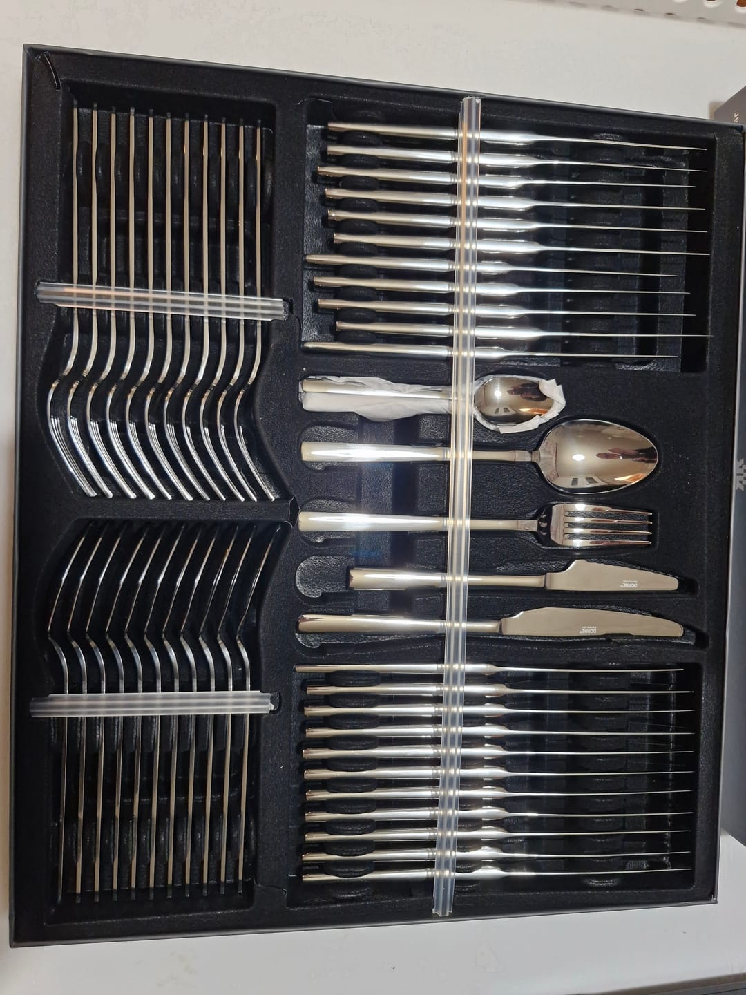 Customer photo review of Dorre Victoria Bestickset 60 delar