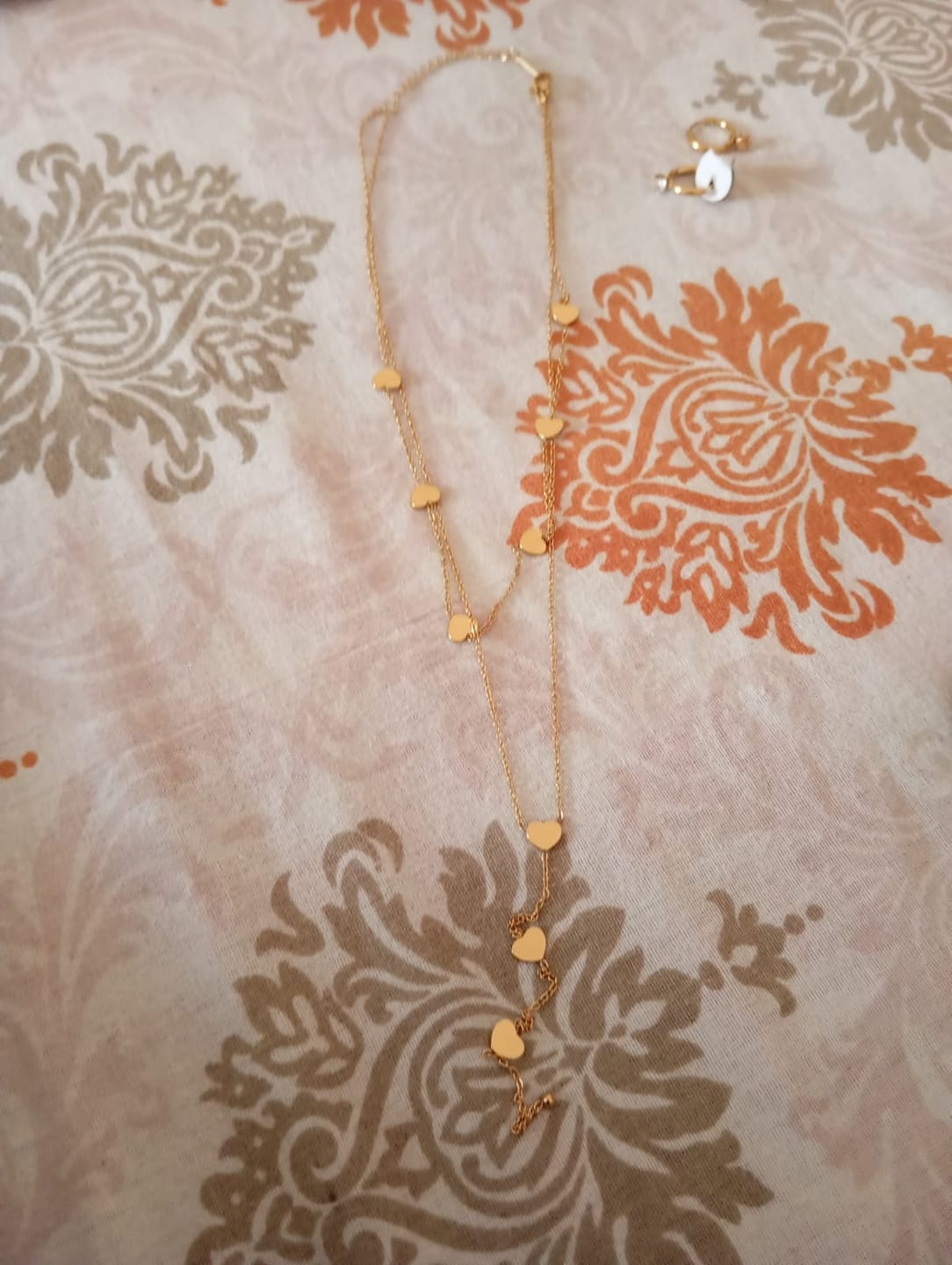 Customer photo review of Two-Layered Heart Charm Necklace