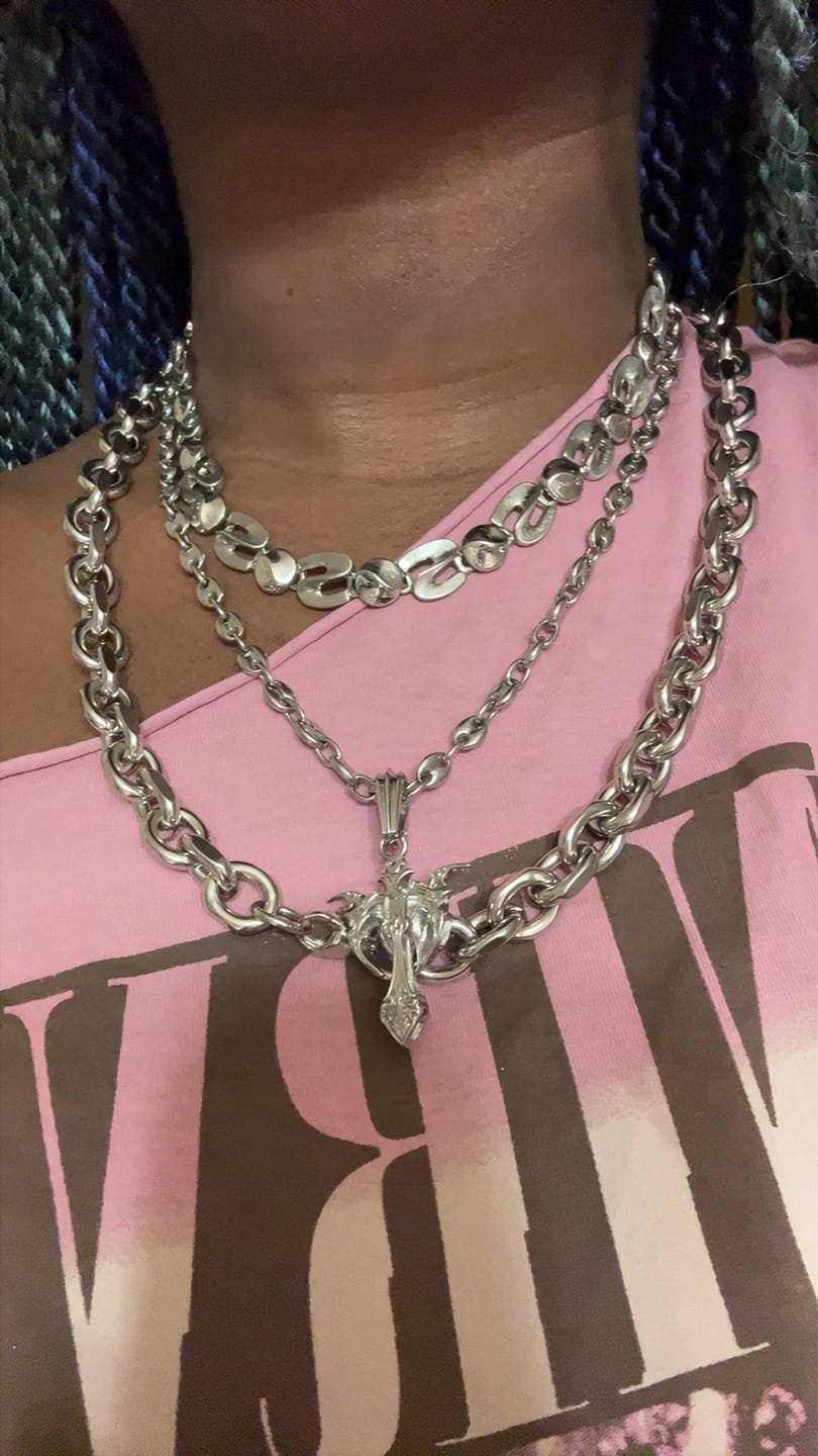 Customer photo review of 6MM MINI INFINITY CHAIN