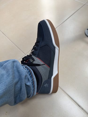 Customer photo review of Tenis Style Hank Azul Marino