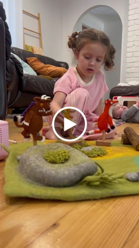 Customer video review of Finger Puppet Stand (Short Single 1 Rod) - Made in Australia