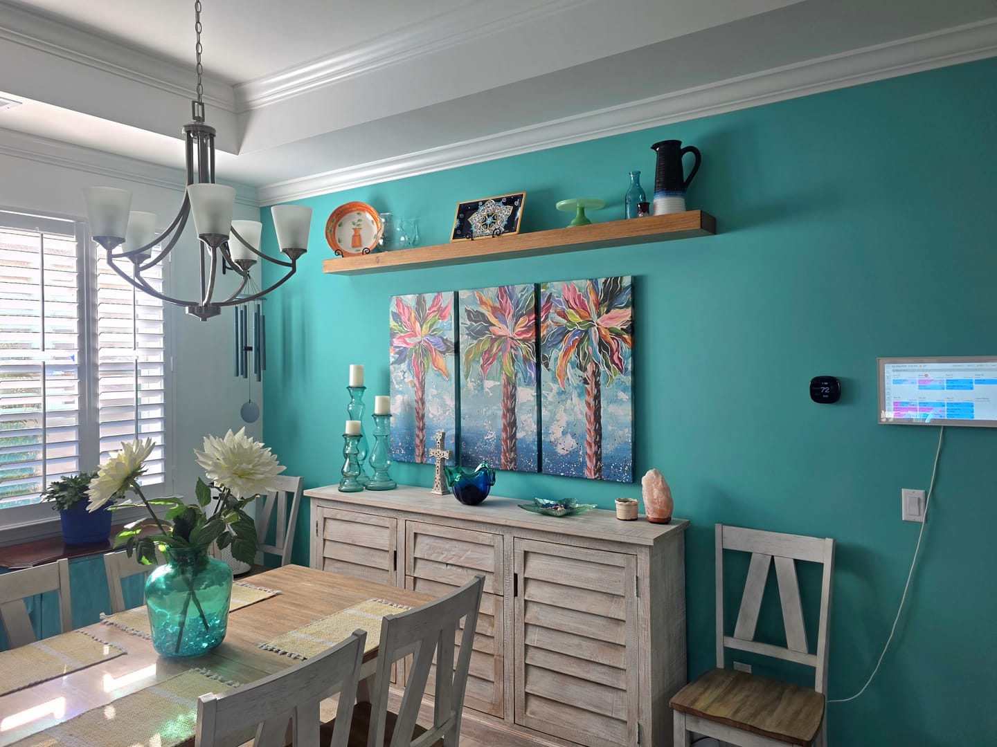 Customer photo review of Modern 3" Thick Floating Shelves