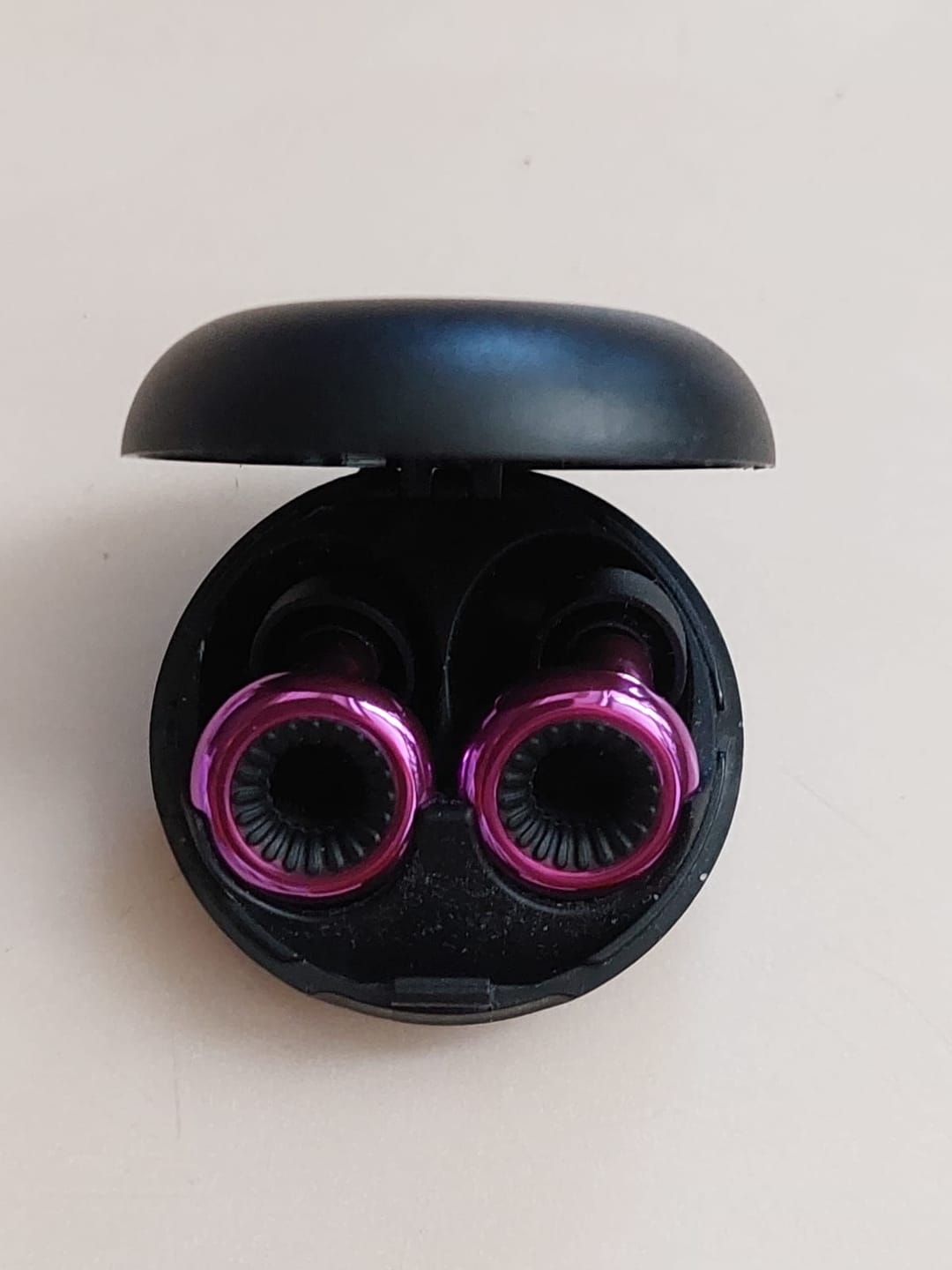 Customer photo review of AURA™ Earplugs