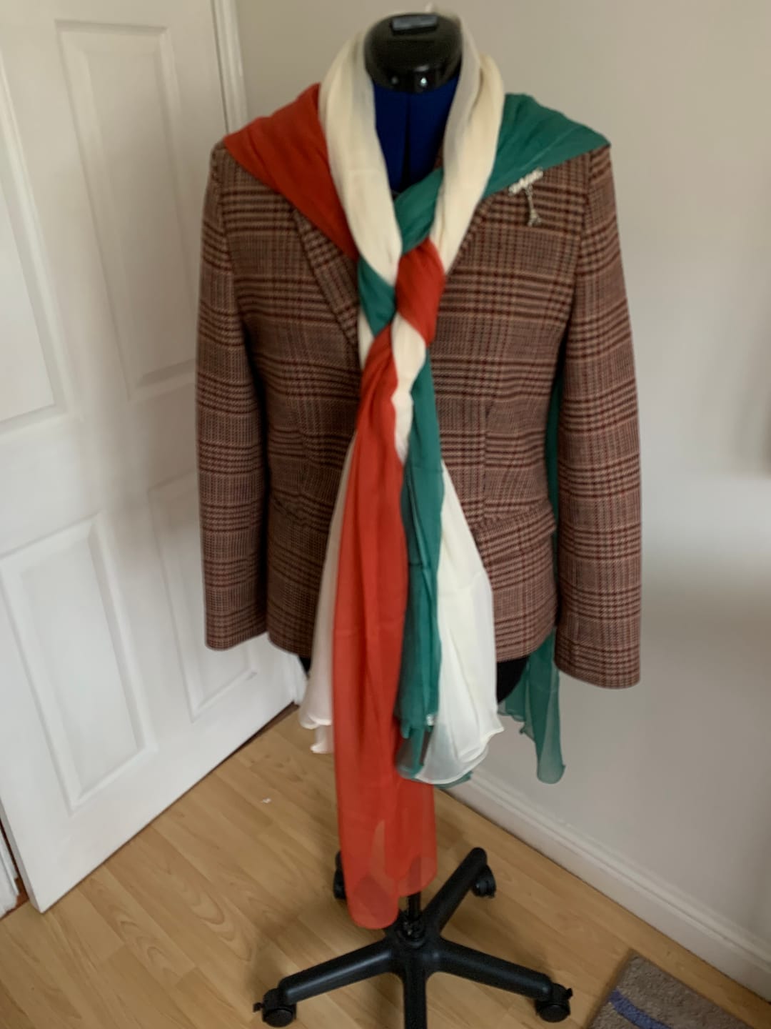 Customer photo review of Try Our New Crepe Fabrics: Free 3 Piece Bundle ✅