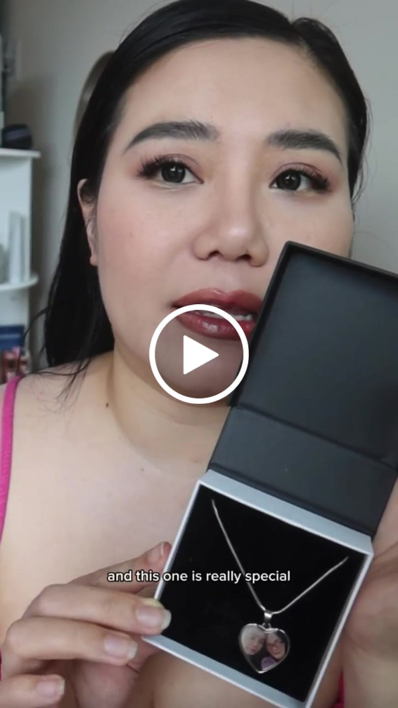 Customer video review of Photo Engraved Necklace Memorial Gift
