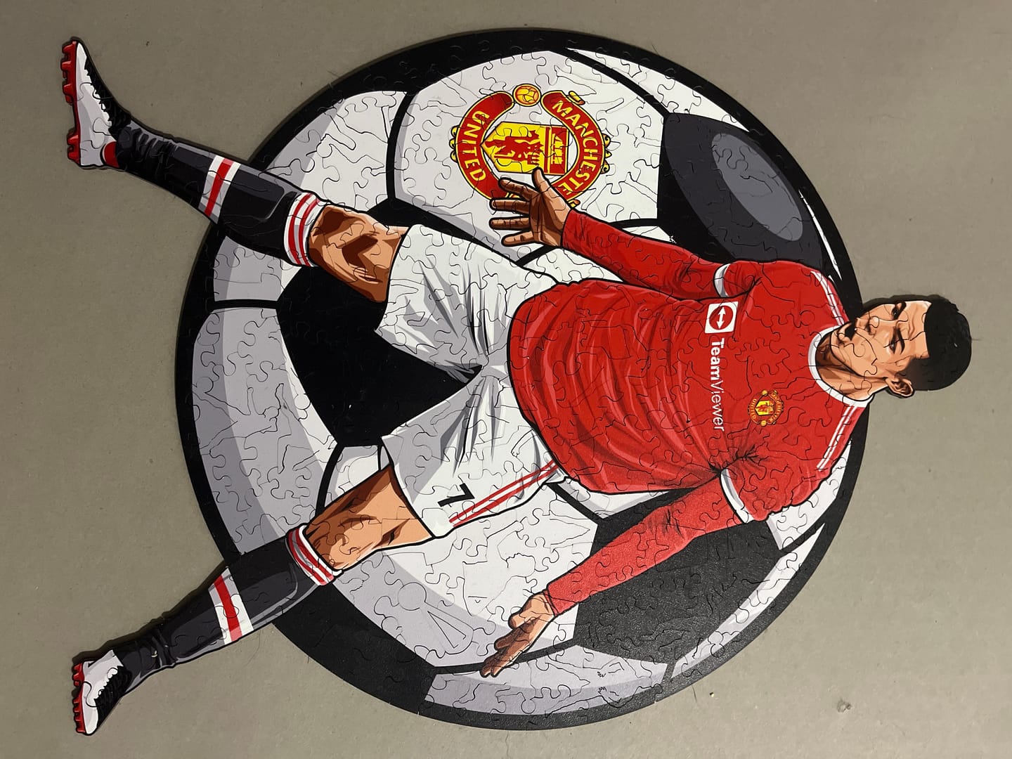 Customer photo review of Cristiano Ronaldo - Holzpuzzle