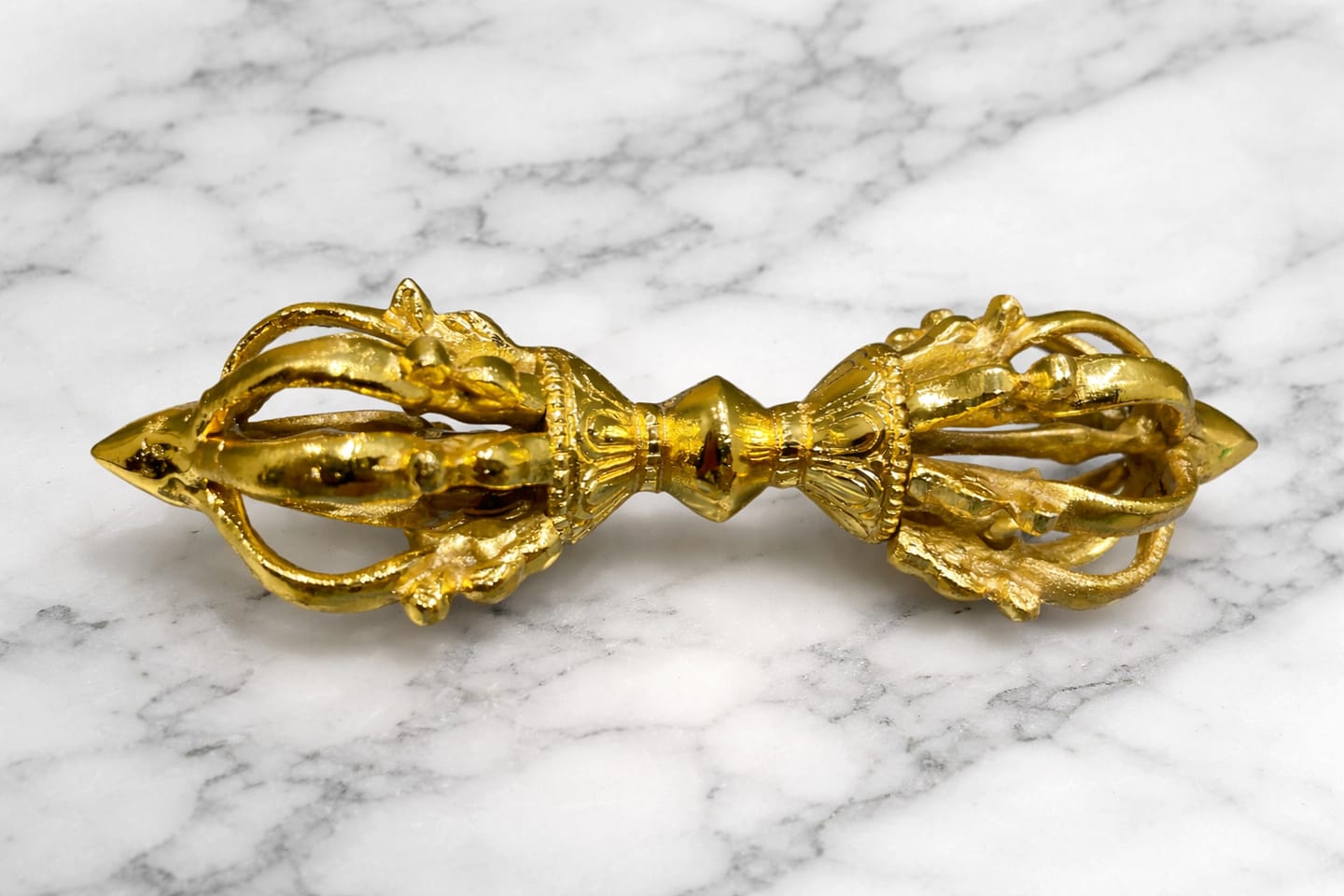 Customer photo review of Brass Vajra (Medium) – Pure 100% Brass Dorje Ritual Tool for Puja, Vastu Remedy, Tibetan Meditation, and Home Temple Décor by Vastu Mandir