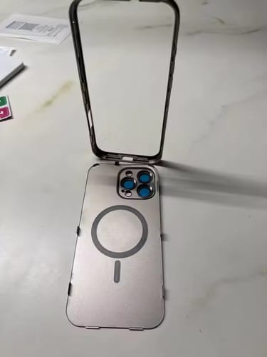 Customer photo review of iPhone Metal Case with Camera Guard