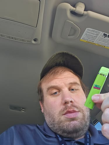 Customer photo review of THCP CHERRY COTTON CANDY VAPE