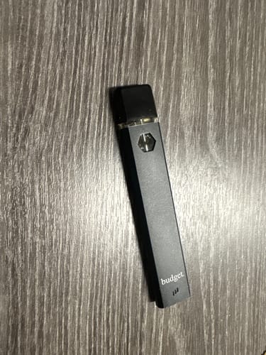 Customer photo review of 1 Gram Delta-8 THC Full Spectrum Vape Pen | NYC Diesel - Sativa