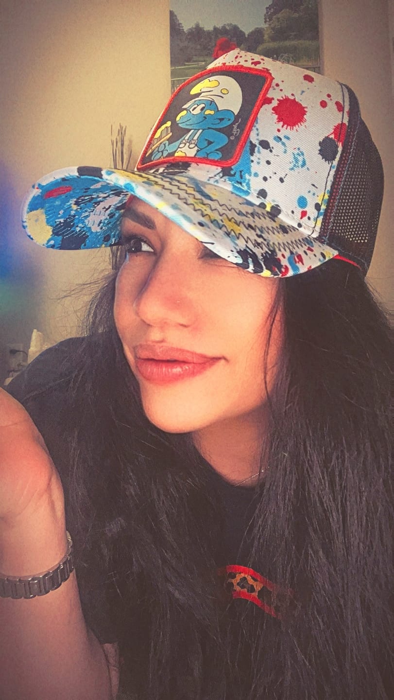 Customer photo review of OVERLORD X Smurfs: Painter Smurf Trucker Cap