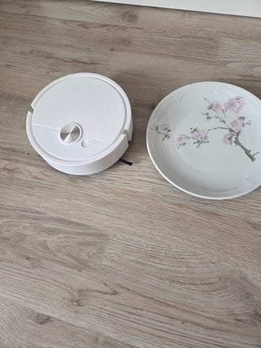 Customer photo review of HOME BUDDY –  3 in 1 Saugroboter mit Wischfunktion