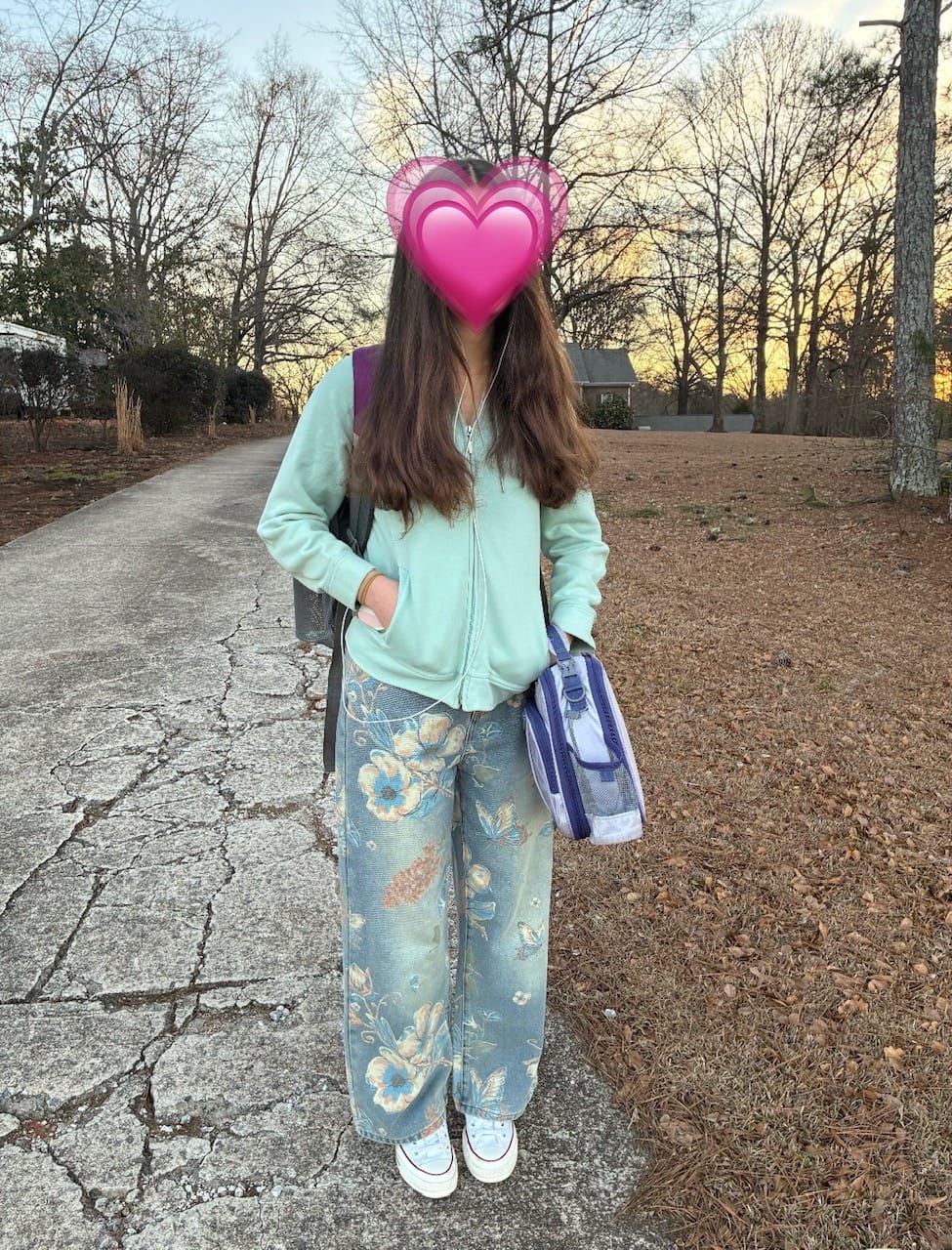 Customer photo review of Aelfric Eden Floral Baggy Jeans