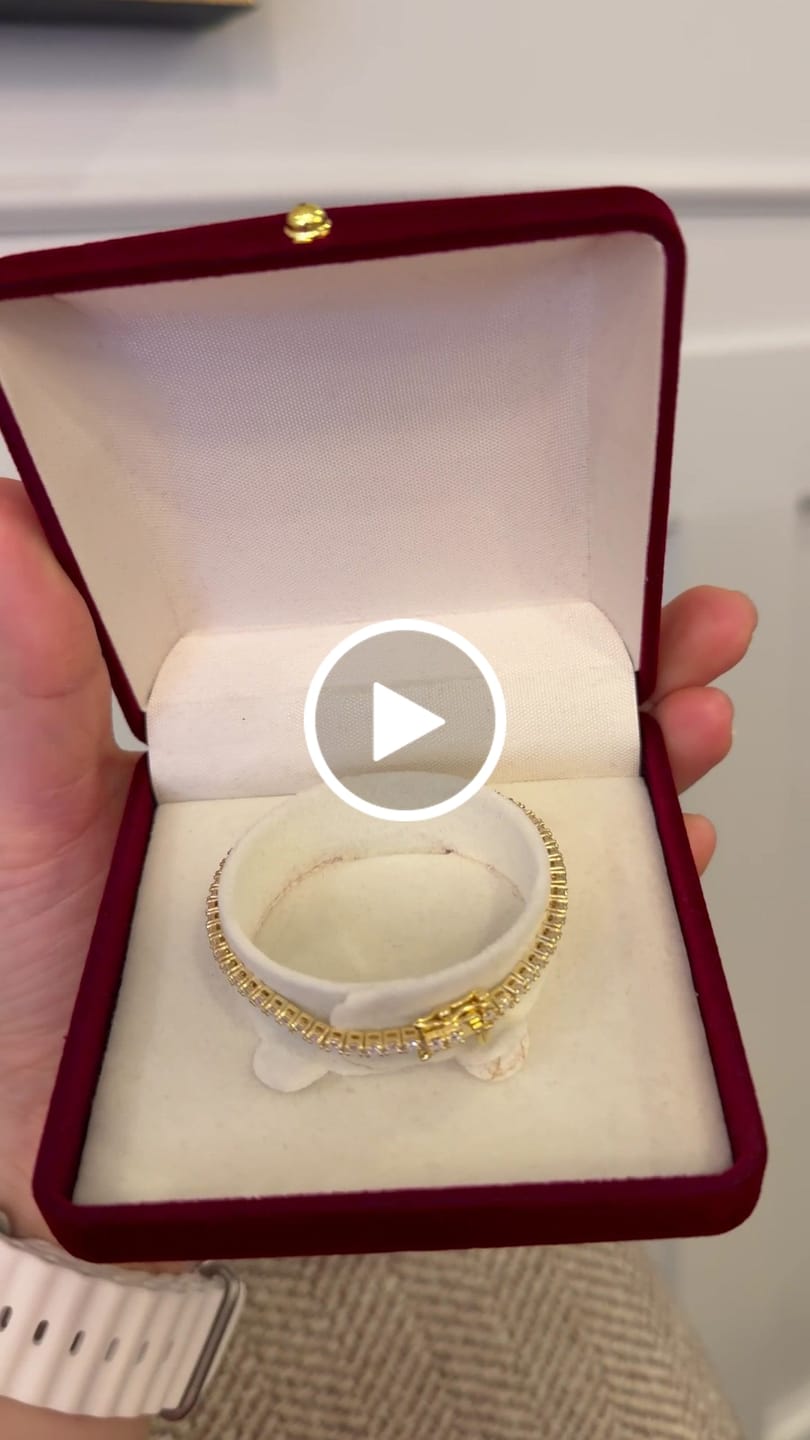 Customer video review of Moissanite Tennis Bracelet 2mm