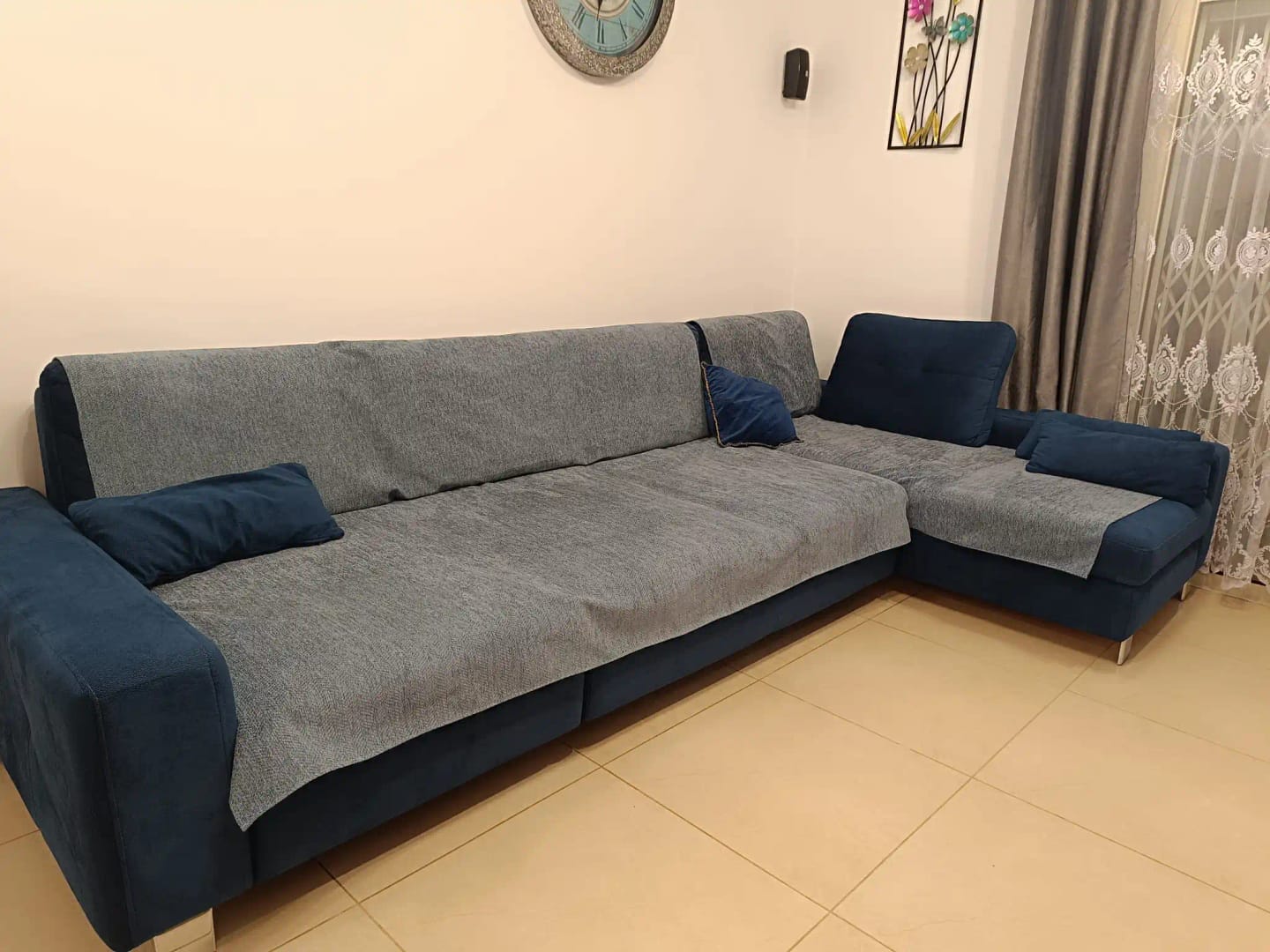 Customer photo review of Protège Canapé Design Antidérapant – Jacquard Chenille Renforcée