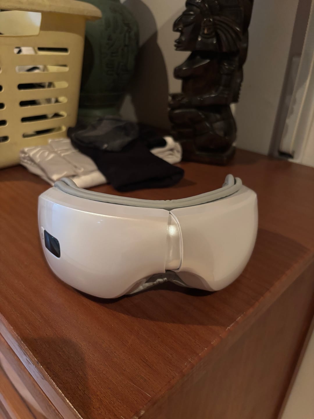 Customer photo review of NivaEye Massager