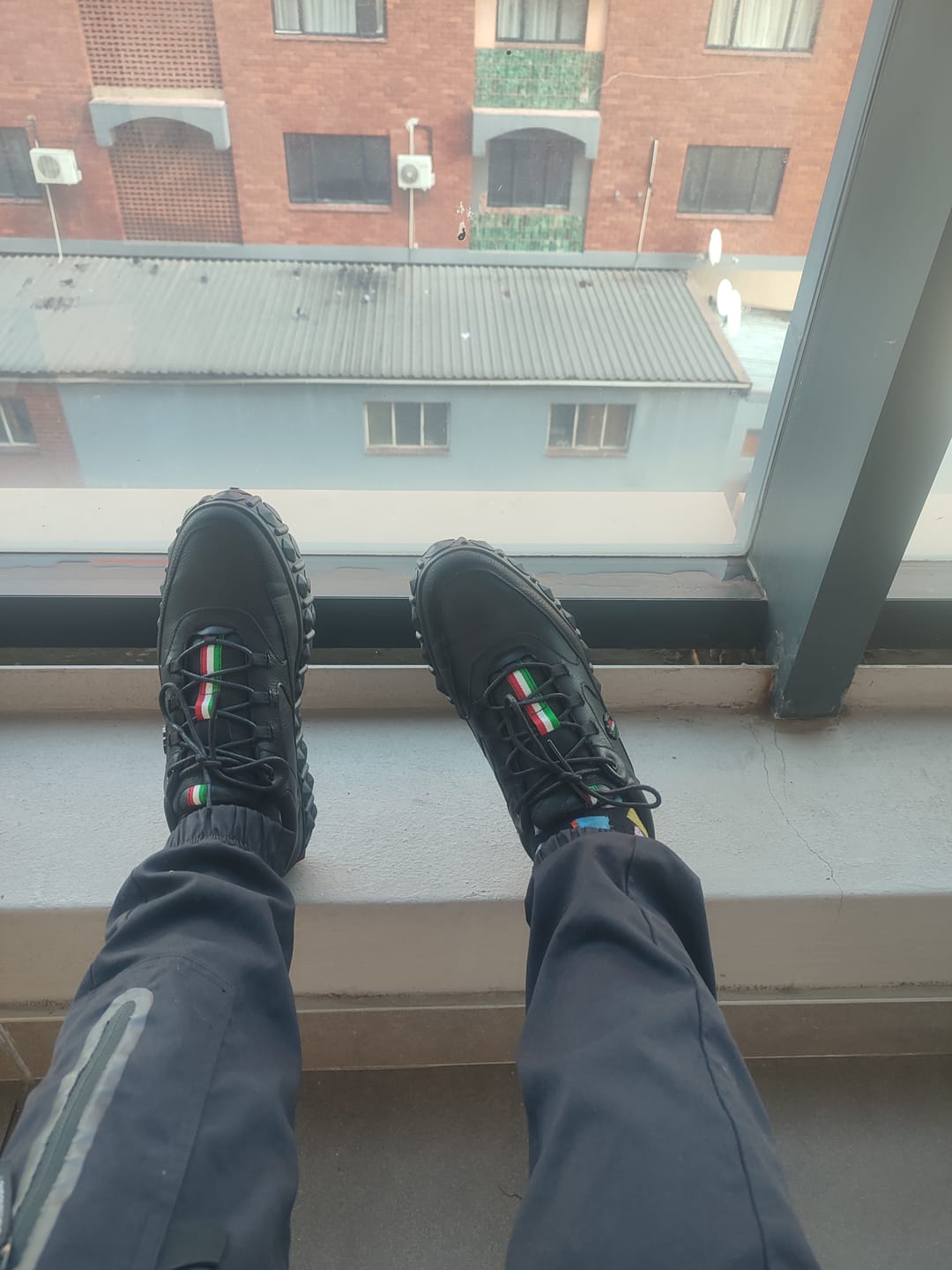 Customer photo review of Mazerata Pigale 5 Sneaker Faux Nubuck - Black