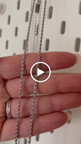 Customer video review of Catenina "Intreccio baby baby"