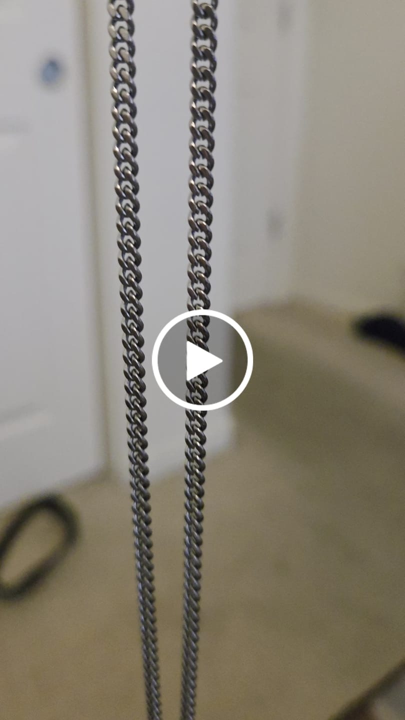 Customer video review of 3.5mm Cuban Link Chain