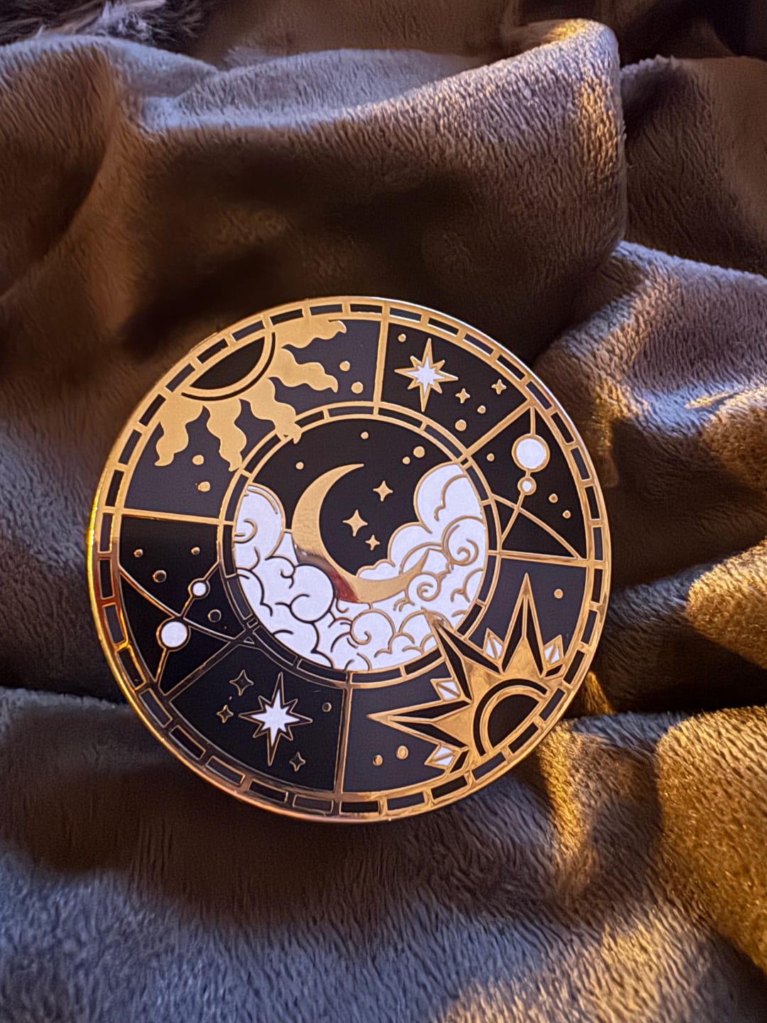 Customer photo review of Otherworldly Clingie - Black