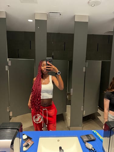 Customer photo review of VISIONZ SWEATS