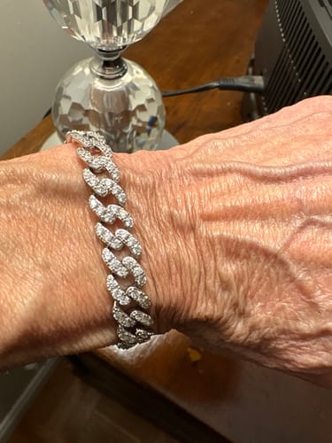 Customer photo review of BRACCIALE GRUMETTA CON ZIRCONI