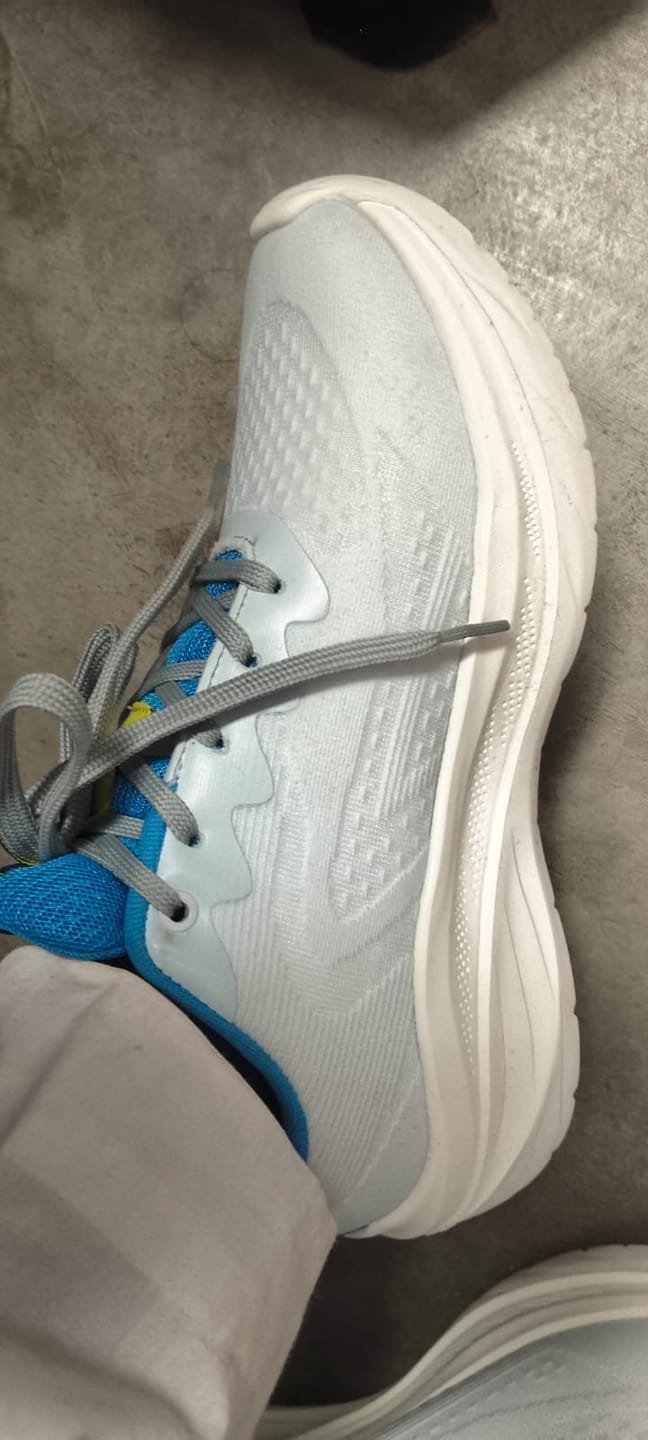 Customer photo review of Bacca Bucci SPEED PRO Athleisure Running Shoes
