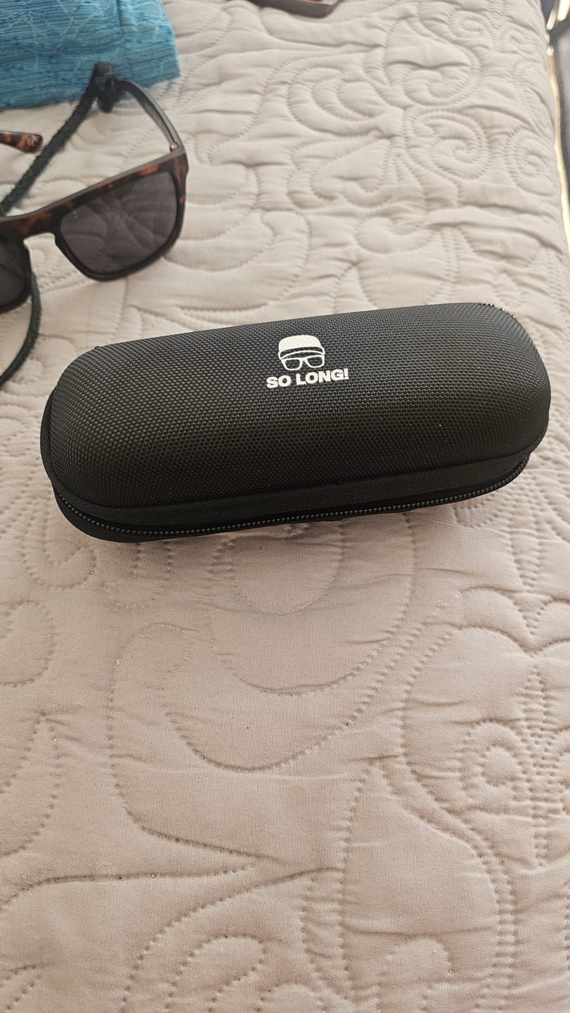 Customer photo review of Estuche duro SO LONG