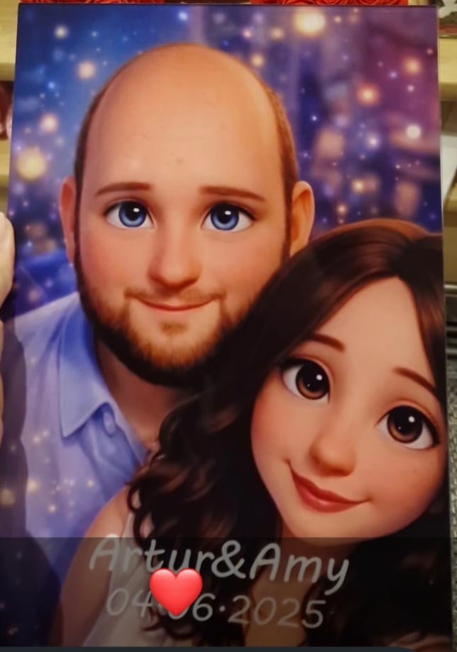 Customer photo review of Cartoon Love - Personalisierter Acrylaufsteller mit Cartoon-Effekt