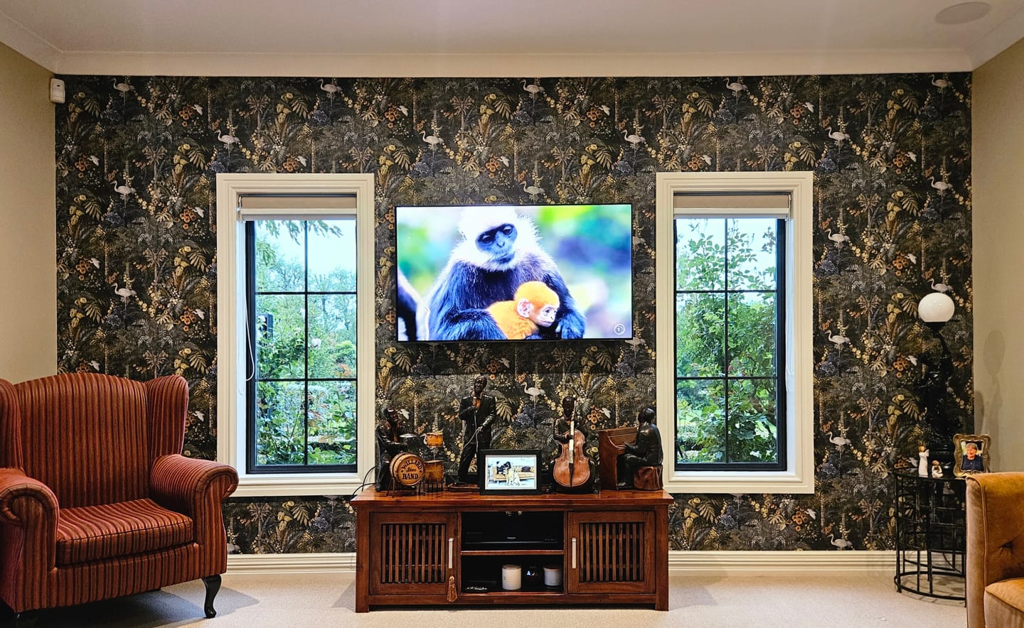 Customer photo review of Masoala Tropical Crane Wallpaper - Navy