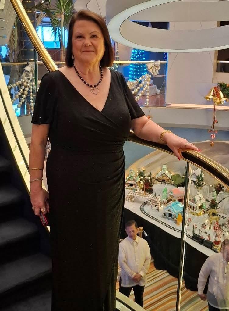Customer photo review of Honey Black Glitter Gown