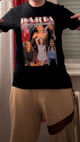 Customer photo review of Personalisiertes 90er Bootleg T-Shirt