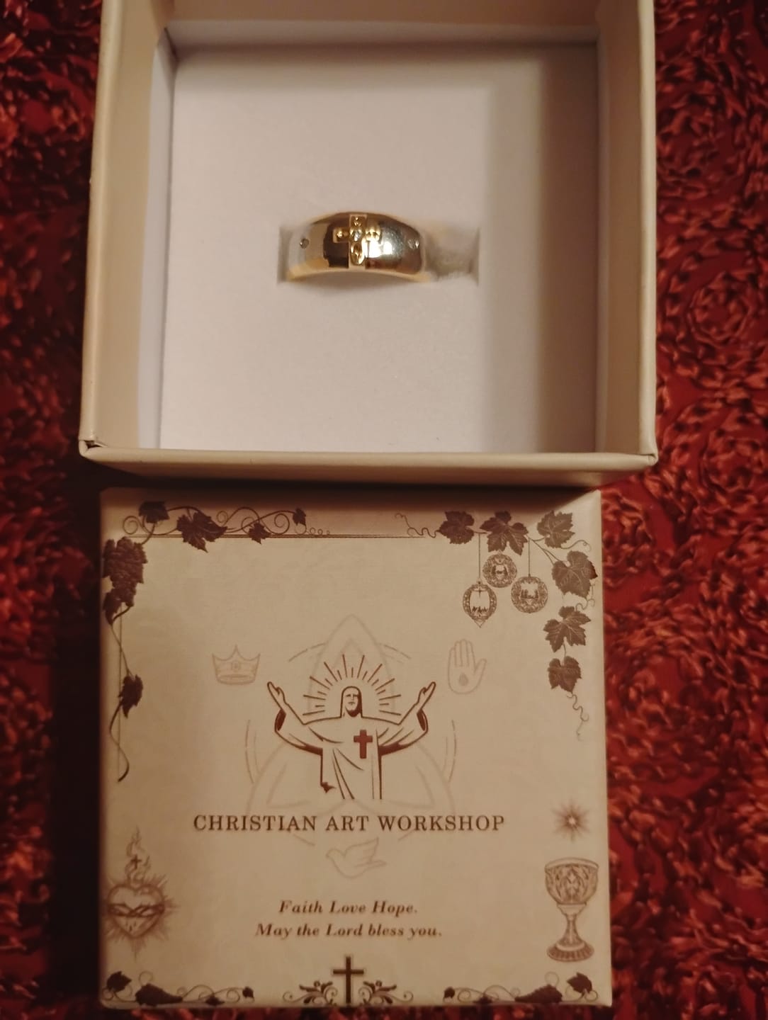 Customer photo review of FREE Today: Modern Style Two-tone Gold Cross Alloy Ring-With God All Things Are Possible