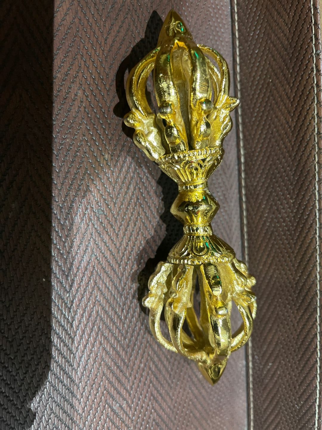 Customer photo review of Brass Vajra (Medium) – Pure 100% Brass Dorje Ritual Tool for Puja, Vastu Remedy, Tibetan Meditation, and Home Temple Décor by Vastu Mandir