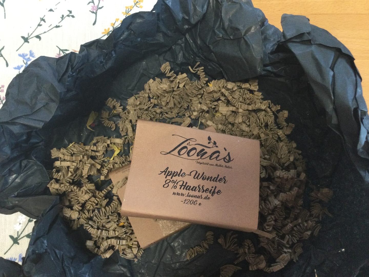 Customer photo review of 8% Apple-Wonder Haarseife (Haarglanz & fluffig-weiches Haar)