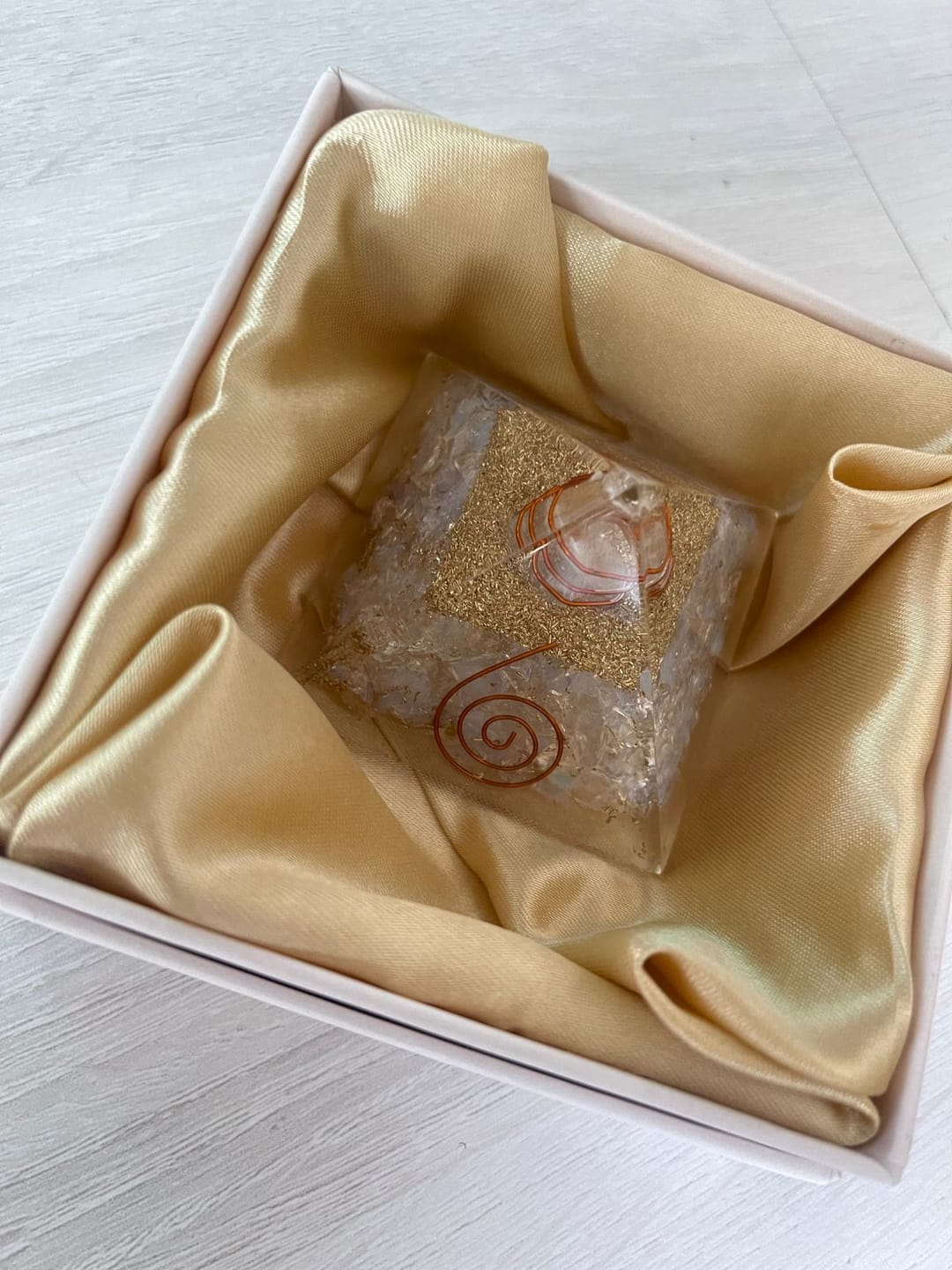 Customer photo review of Natural Selenite Orgone Pyramid For Energy Cleansing | Real Selenite / White Agate Orgonite Pyramid By Vastu Mandir