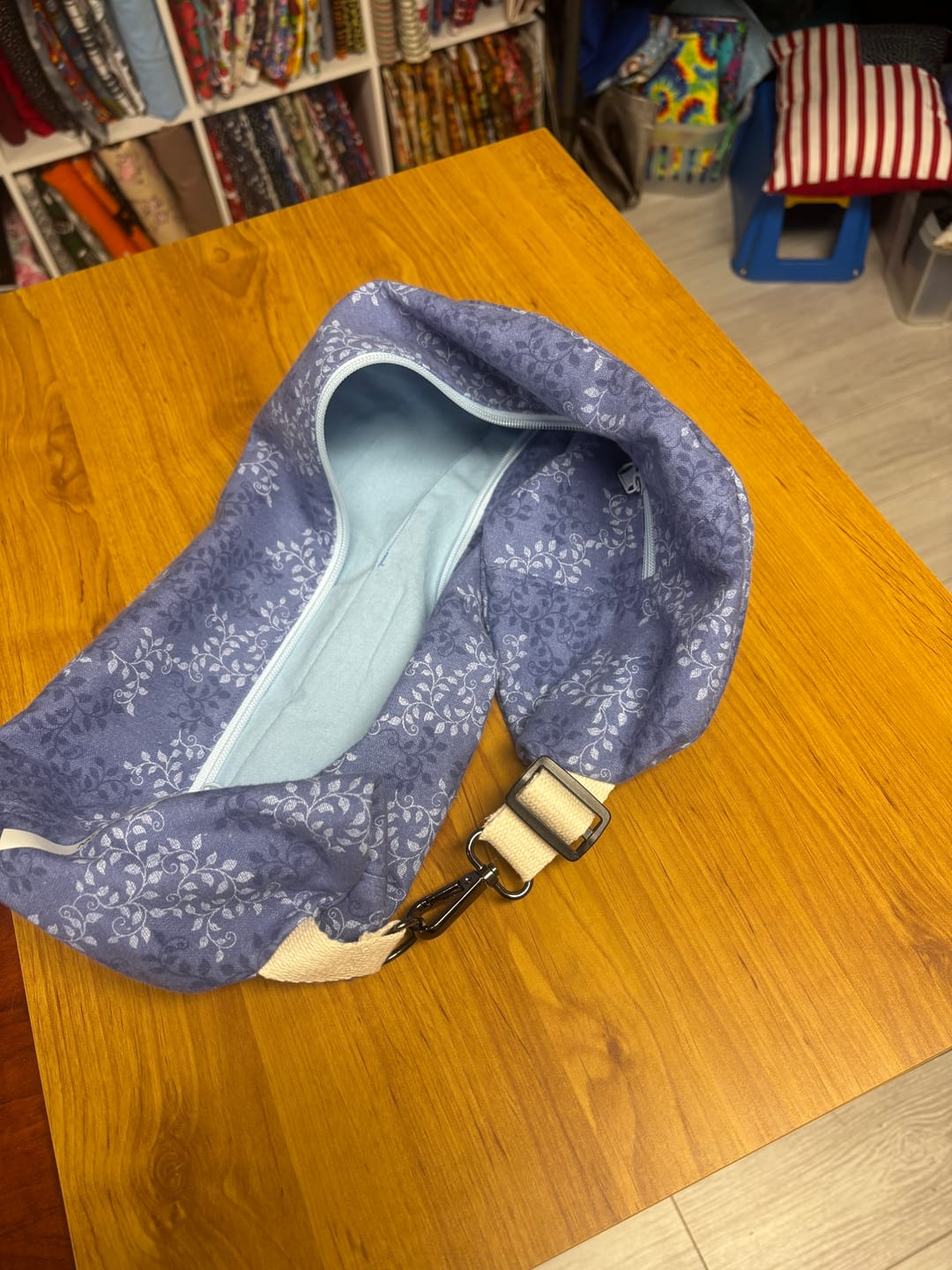 Customer photo review of Stuff-it Travel Pillow Pattern
