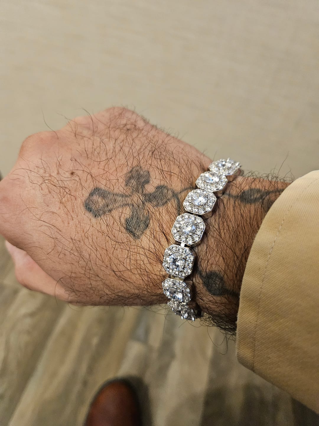 Customer photo review of 10mm Clustered Tennis Chain + Bracelet - Gold