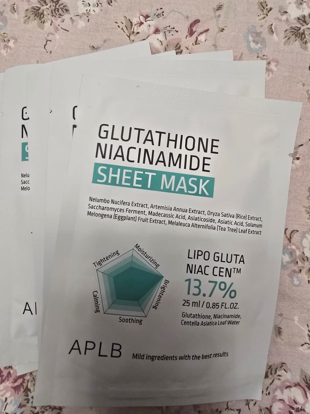 Customer photo review of Шийт маска за лице с глутатион и ниацинамид APLB Glutathione Niacinamide Sheet Mask
