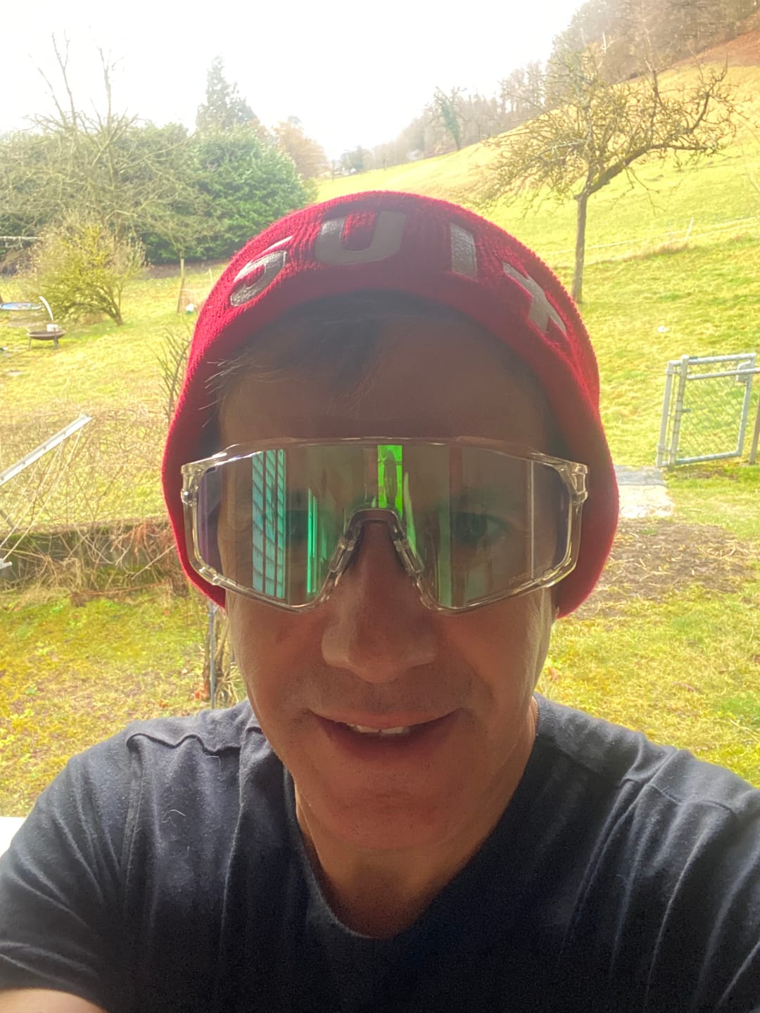 Customer photo review of Kapvoe X76 Color Changing Frames Photochromic Sunglasses