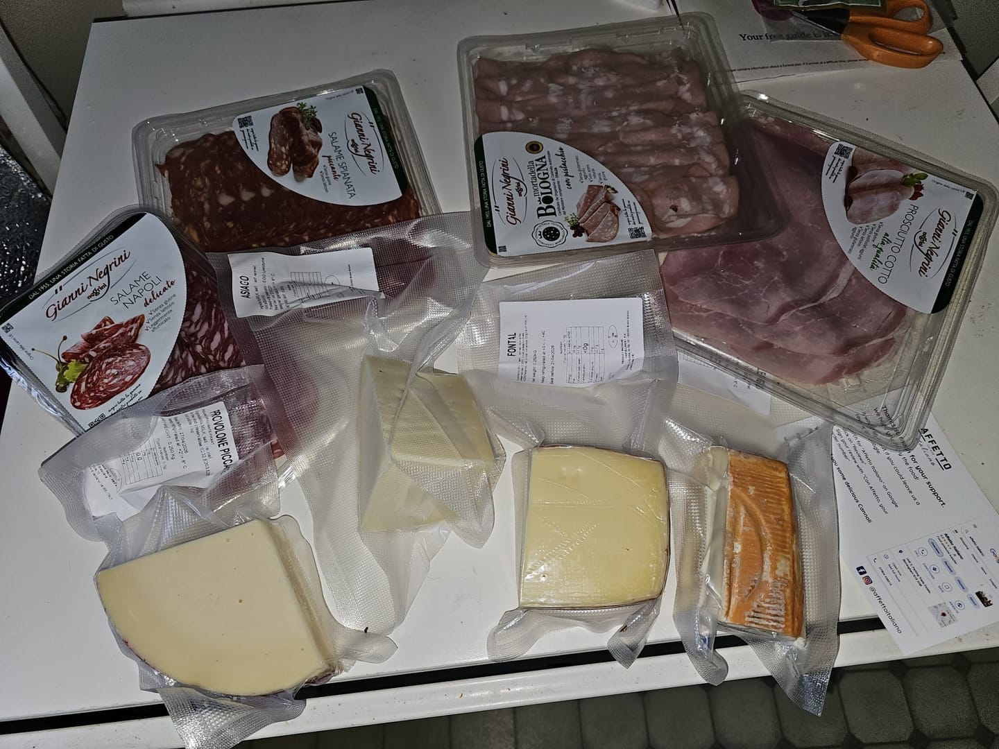 Customer photo review of Cheese & Meats Bundle