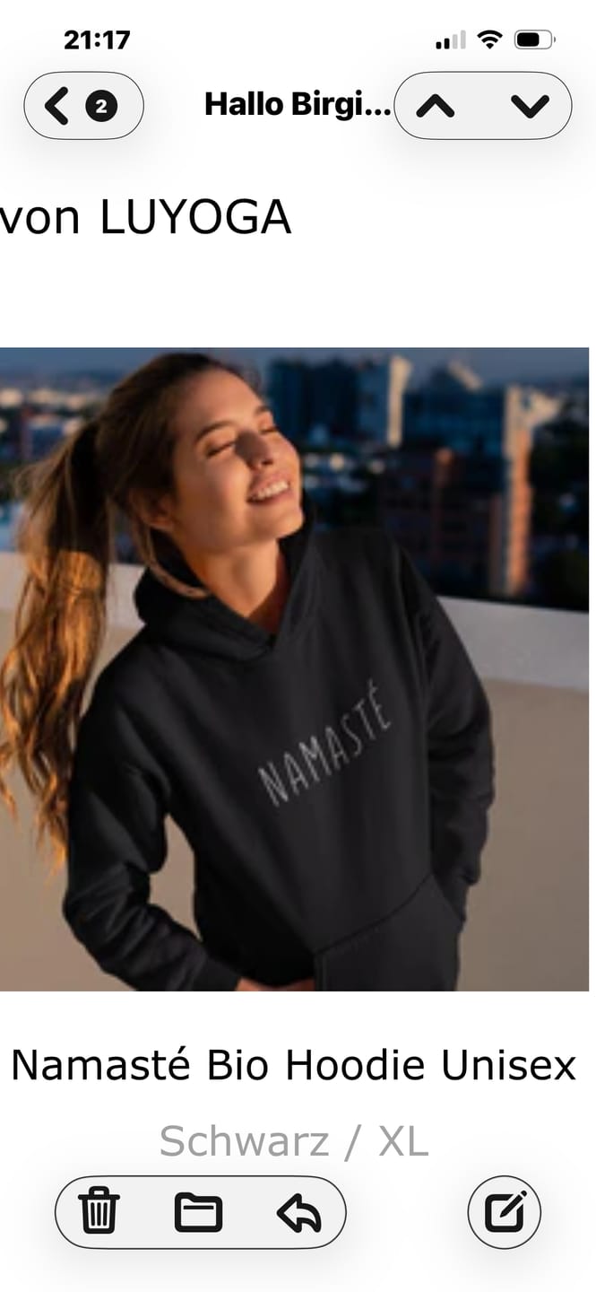 Customer photo review of Namasté Bio Hoodie Unisex