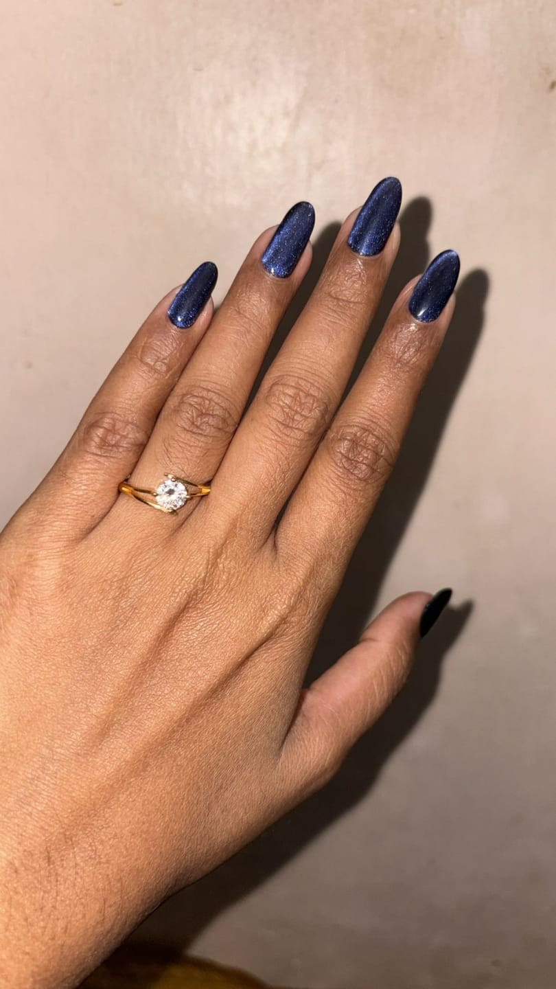 Customer photo review of Anushka Sharma Golden Gleam Dream Ring