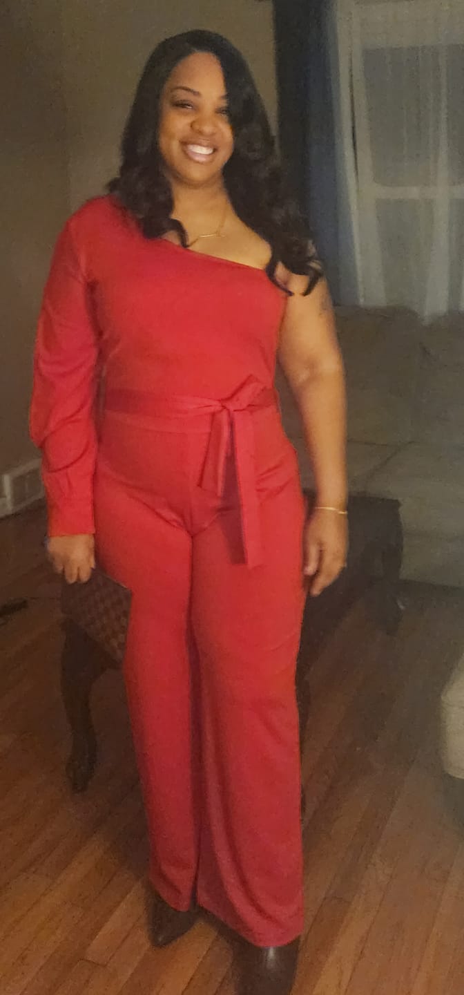 Customer photo review of Outre Melted Hairline 2x5 HD Lace Front Wig - BEGONIA