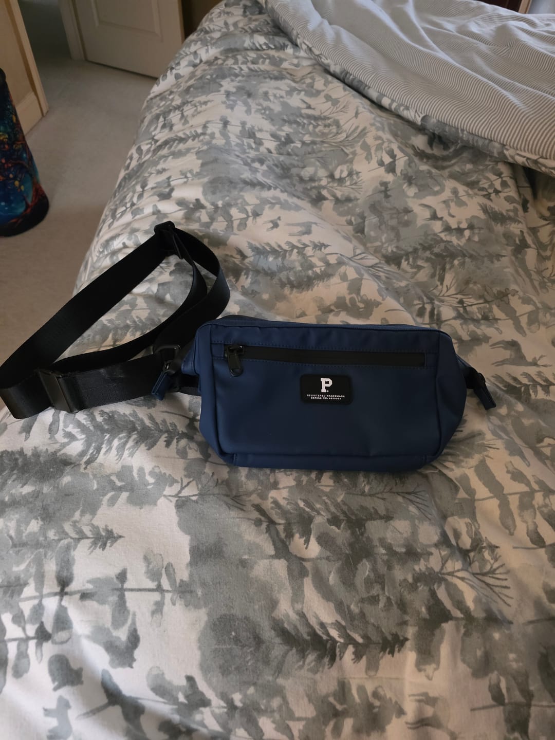 Customer photo review of Cascade Crossbody Bag