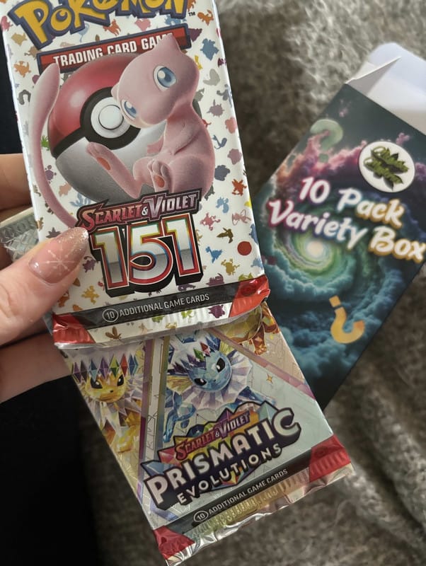 Customer photo review of Pokemon 10 Pack Variety Box