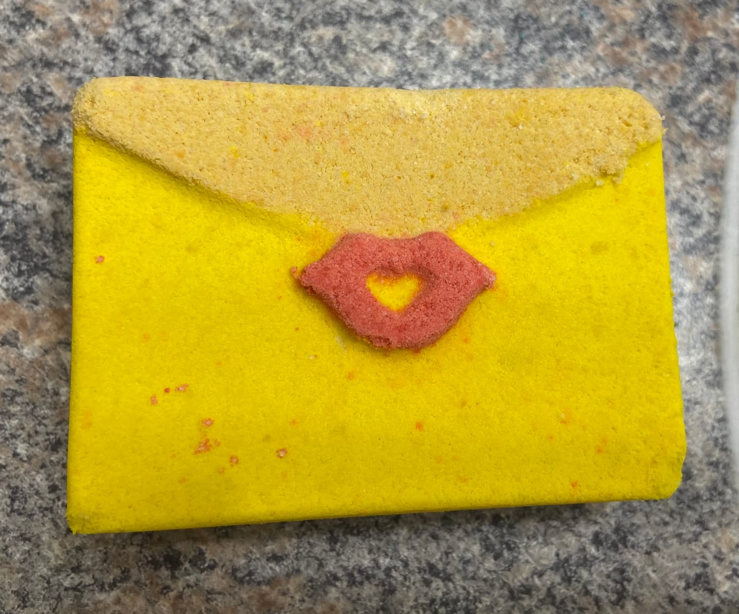 Customer photo review of VALENTINE LOVE LETTER Kids Bath Bomb with Toy Conversation Hearts Inside